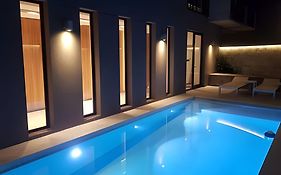 E&G Ba Apartaments Velasco. Piscina
